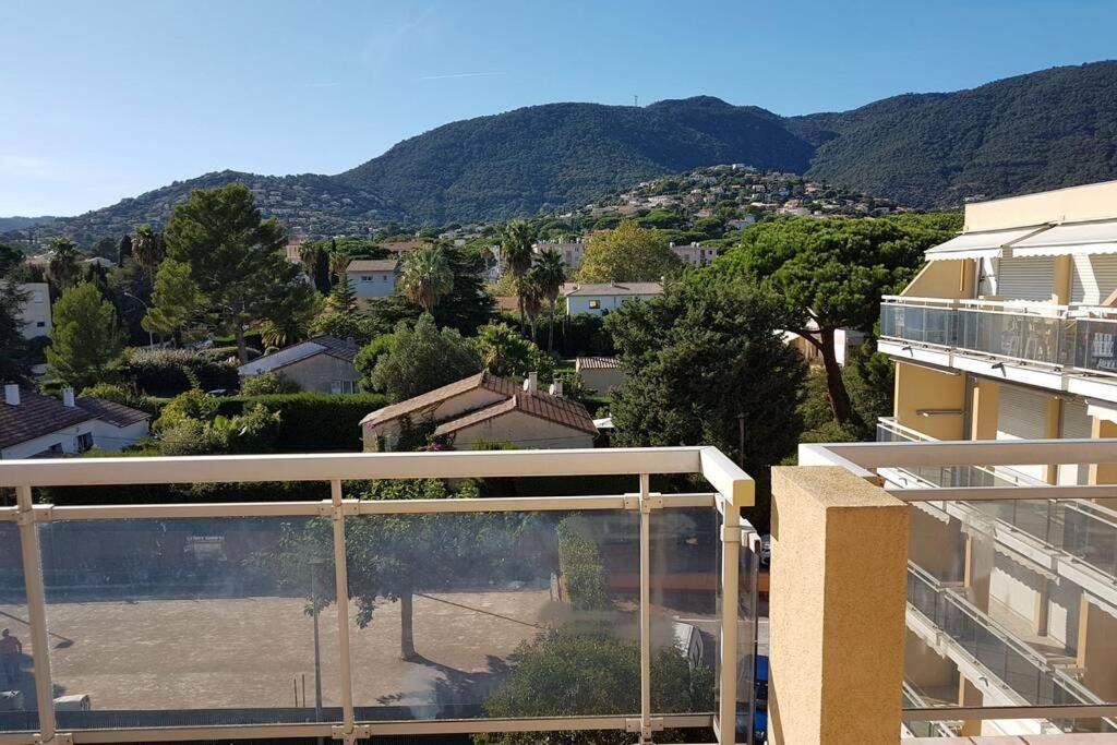 Appartement Deux Pieces , Climatise, Terrase, Cavalaire エクステリア 写真